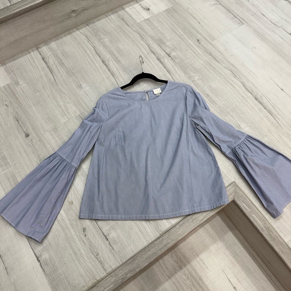 Target Brand Bell Sleeve Blouse sz M